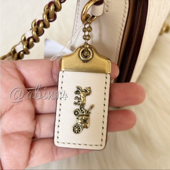 NWT Coach 1941 Dinky in Signature Leather with Chain Leather Strap - Picture 3 of 10